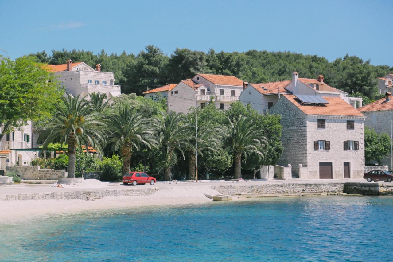 Apartments By The Sea Sumartin, Brac - 11658 Dış mekan fotoğraf